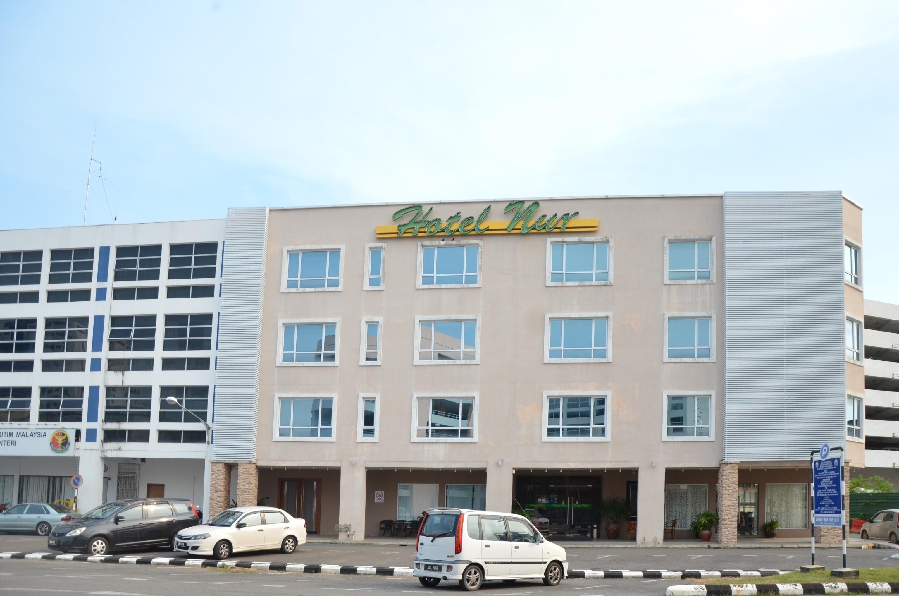 Super Oyo 985 Hotel Nur Miri Exterior photo