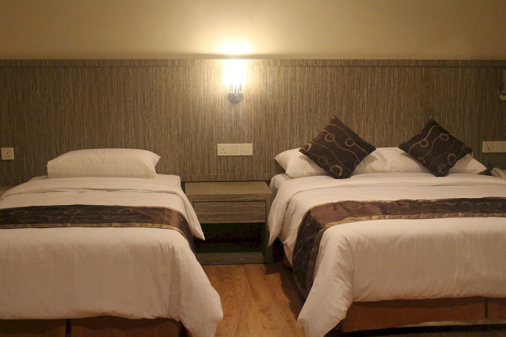 Super Oyo 985 Hotel Nur Miri Exterior photo